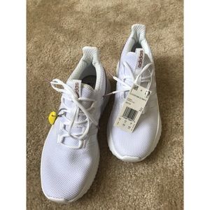 Addidas CLOUDFOAM Ultimate Running Shoe